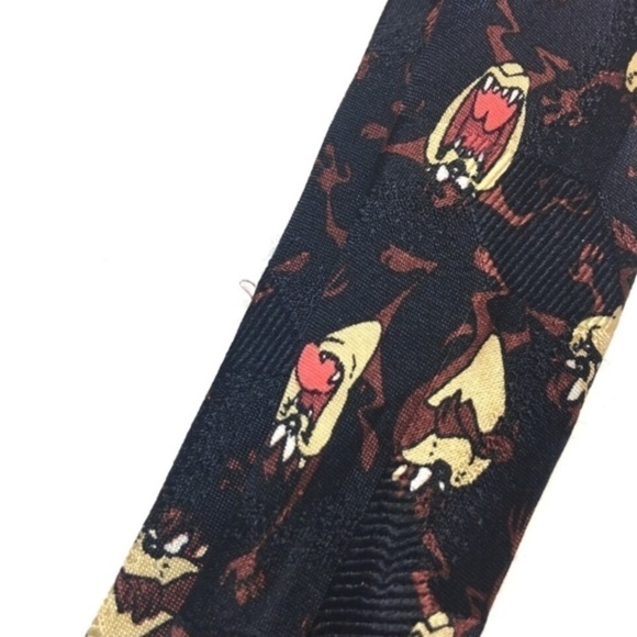 VINTAGE Looney Tunes Mania Tie 90s Taz Tasmanian Devil 100% Silk Warner Bros - Picture 7 of 7
